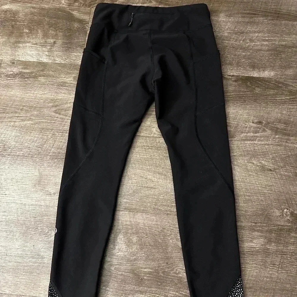 Lululemon cropped reflector leggings size 6